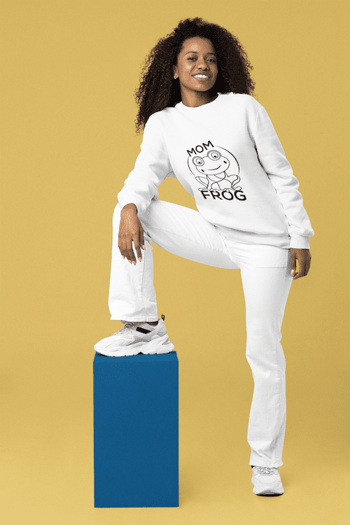 Frog Mom Unisex Sweatshirt - Image 4